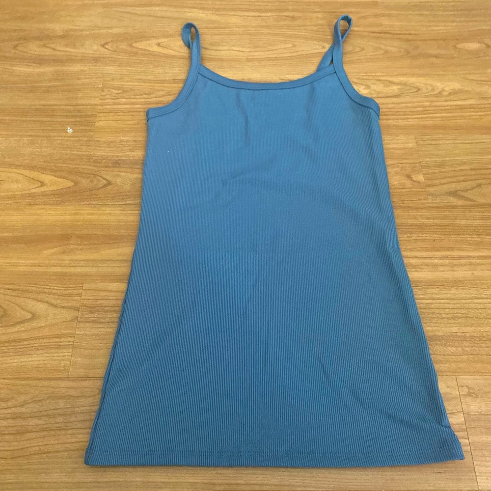 Grey tank top
